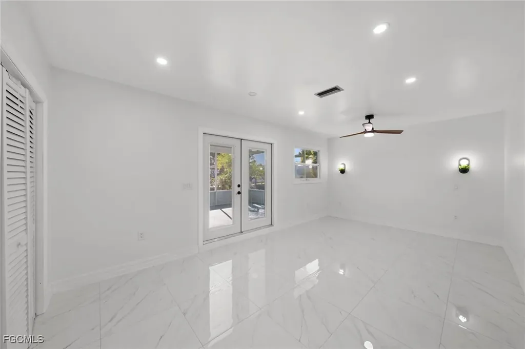 1956 Indian Creek Drive North Fort Myers FL 33917