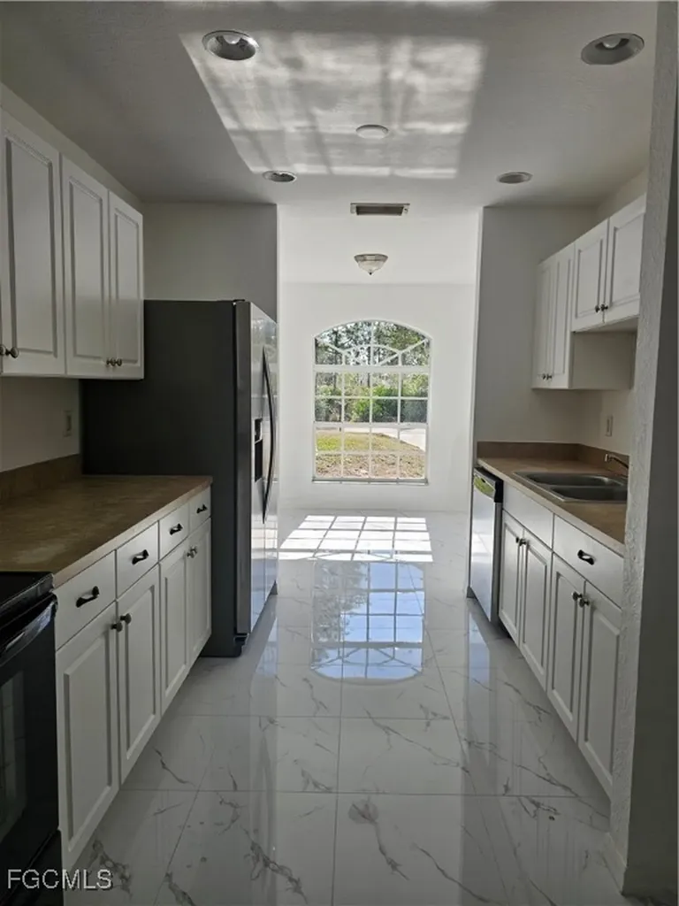 1127 Croquet Street E Lehigh Acres FL 33974