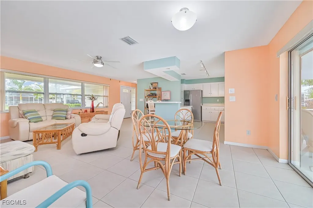 4421 SE 1st Avenue Cape Coral FL 33904