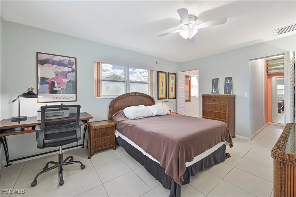4421 SE 1st Avenue Cape Coral FL 33904
