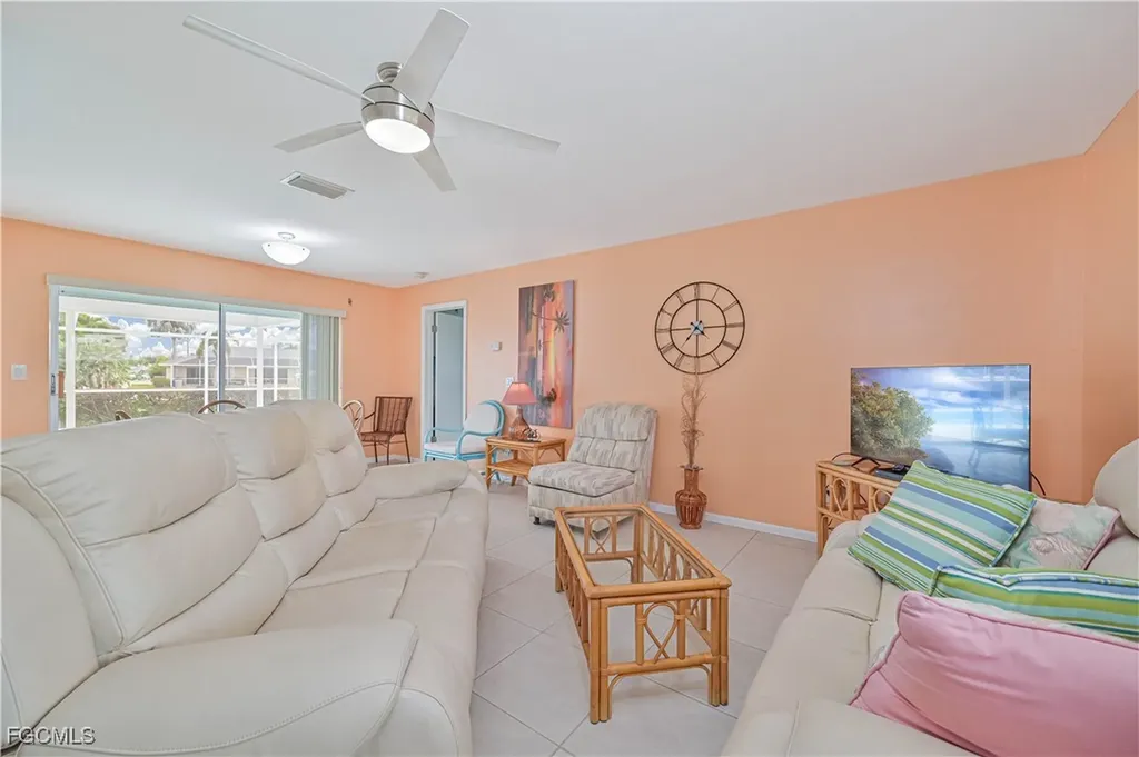 4421 SE 1st Avenue Cape Coral FL 33904