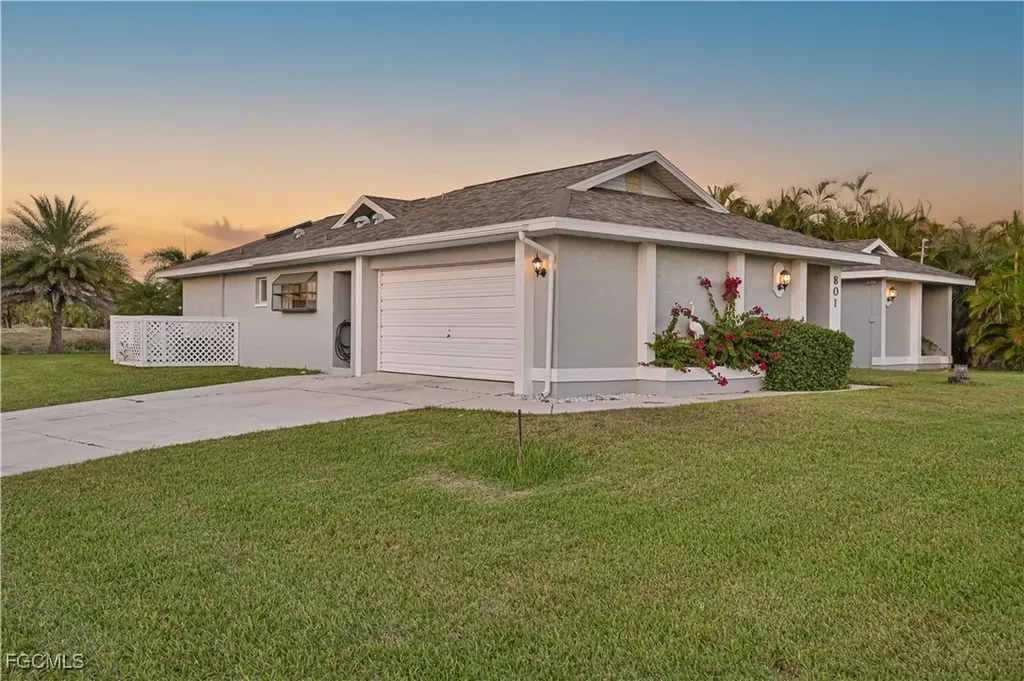 801 SE 41st Street Cape Coral FL 33904