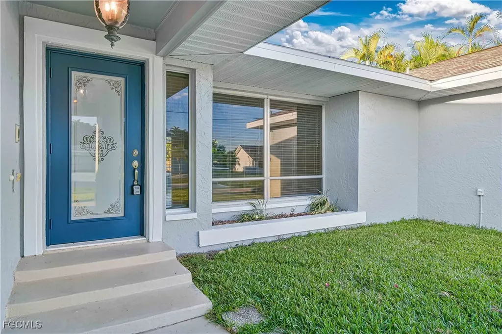 801 SE 41st Street Cape Coral FL 33904