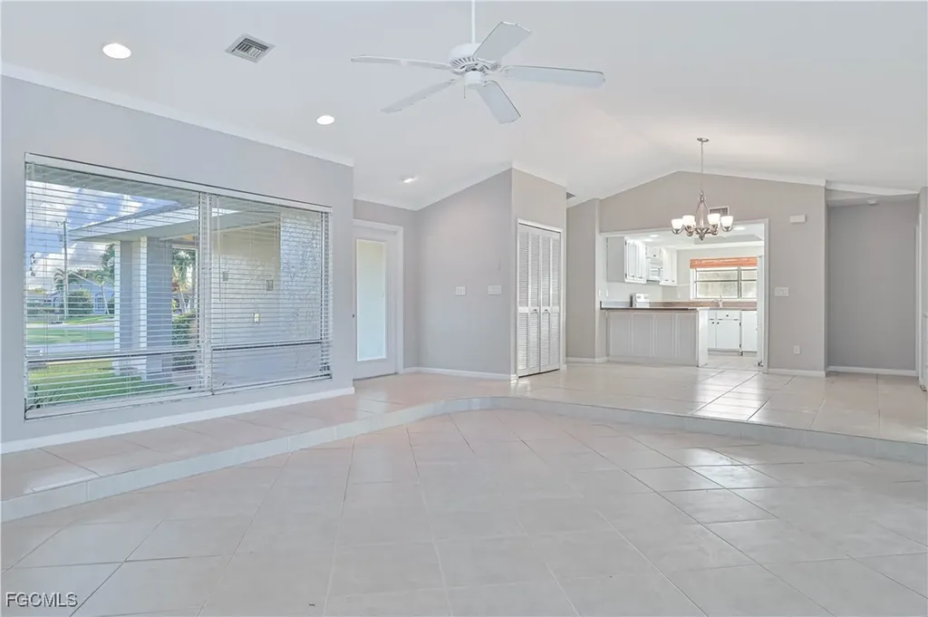 801 SE 41st Street Cape Coral FL 33904