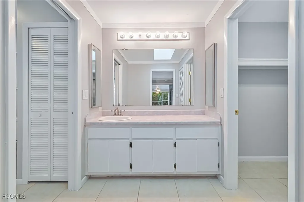 801 SE 41st Street Cape Coral FL 33904