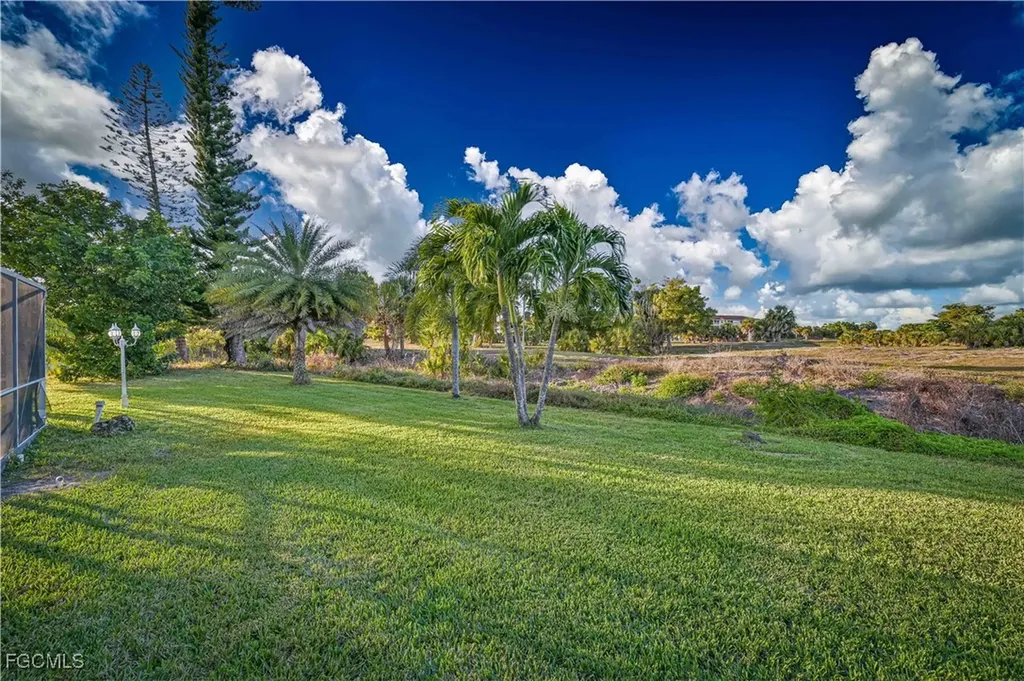 801 SE 41st Street Cape Coral FL 33904