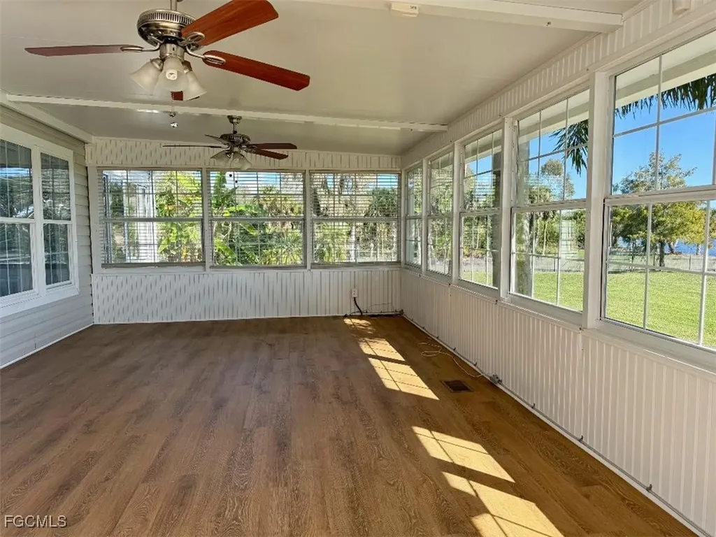 3342 County Road 721 Loop Moore Haven FL 33471