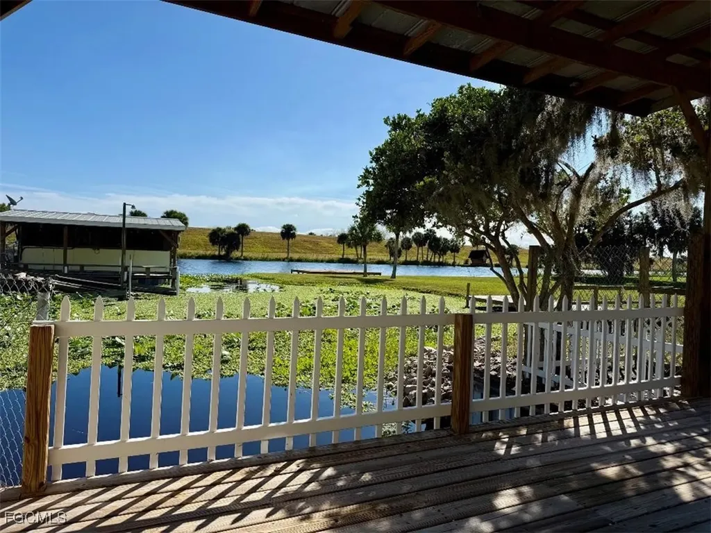 3342 County Road 721 Loop Moore Haven FL 33471