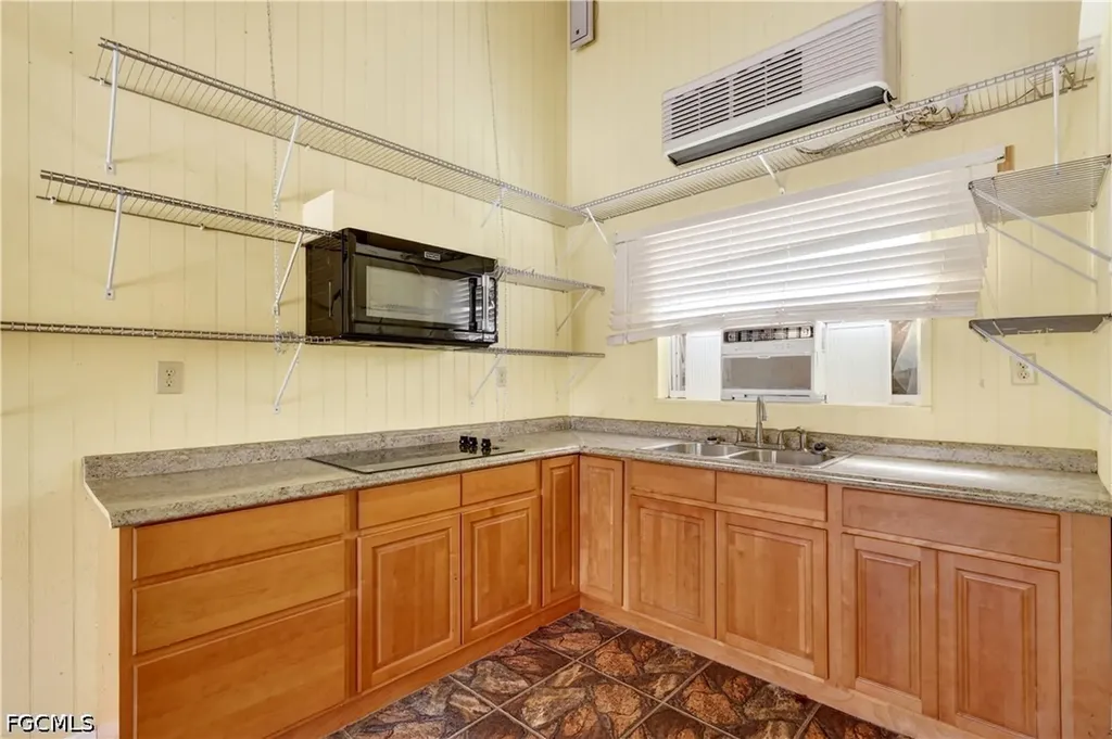 3342 County Road 721 Loop Moore Haven FL 33471