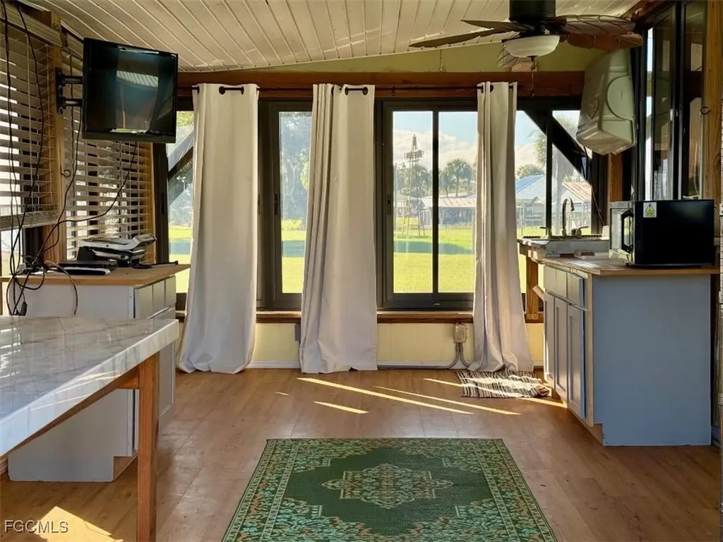 3342 County Road 721 Loop Moore Haven FL 33471