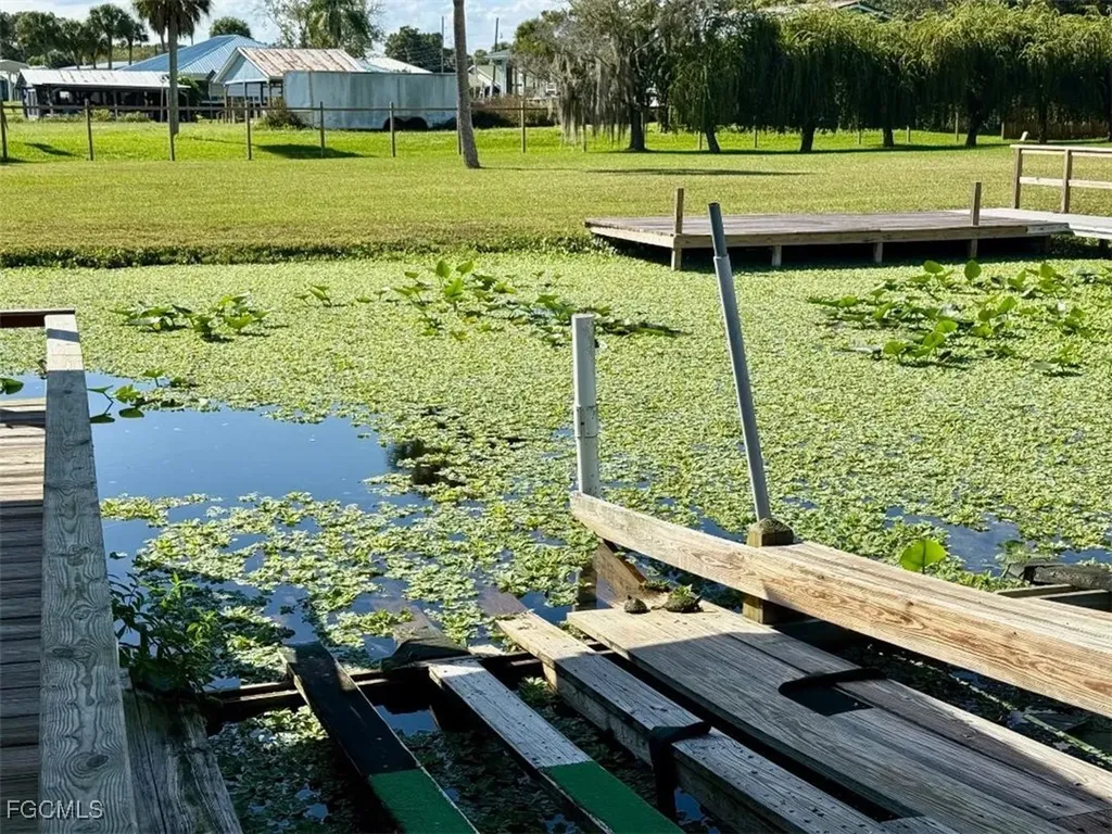 3342 County Road 721 Loop Moore Haven FL 33471