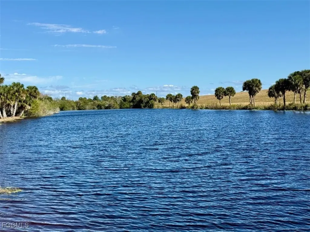 3342 County Road 721 Loop Moore Haven FL 33471