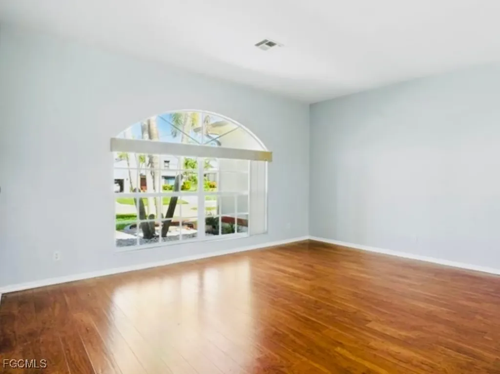 4319 SW 21st Place Cape Coral FL 33914