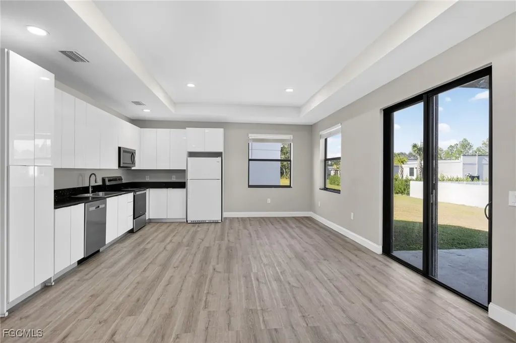 128 Viewpoint Drive Lehigh Acres FL 33972