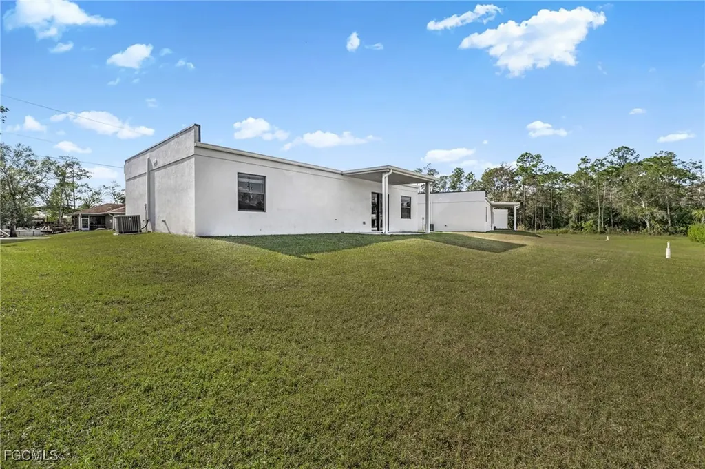 128 Viewpoint Drive Lehigh Acres FL 33972