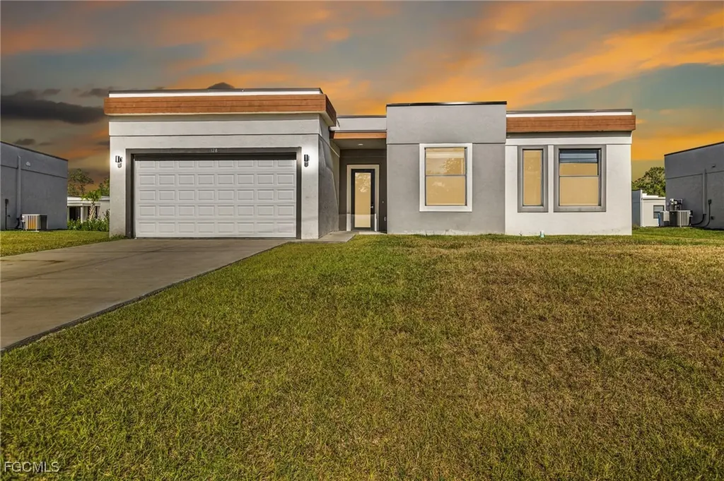 128 Viewpoint Drive Lehigh Acres FL 33972