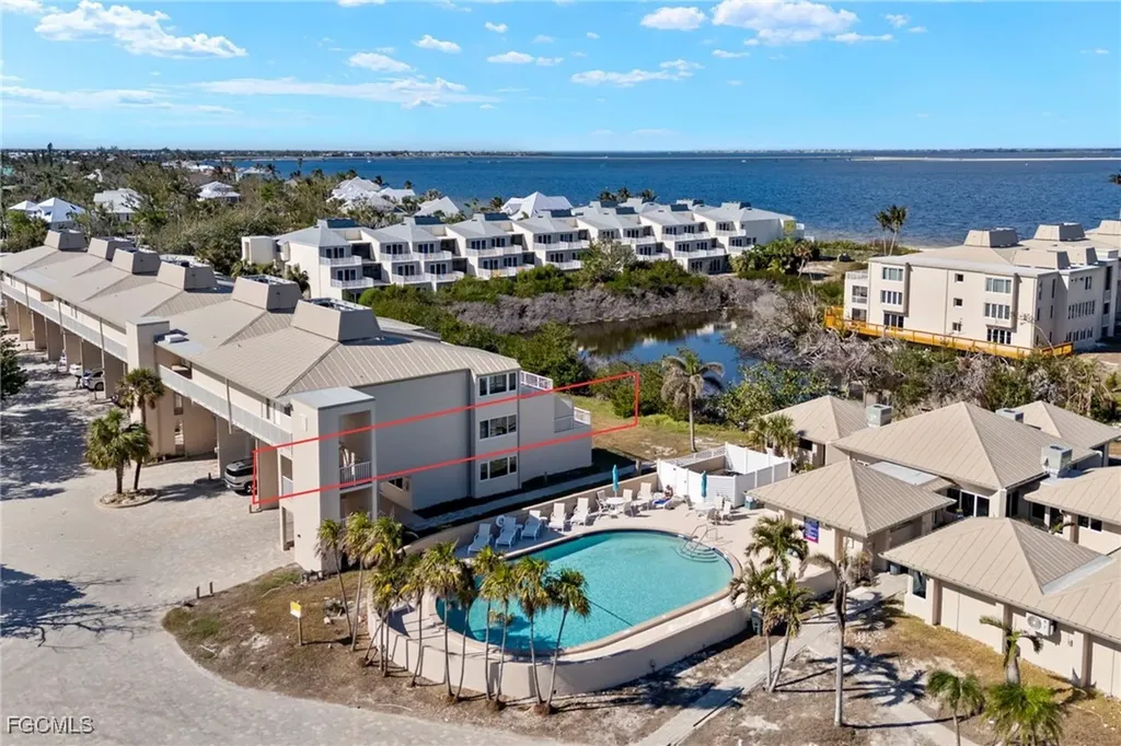 200 Periwinkle Way Sanibel FL 33957