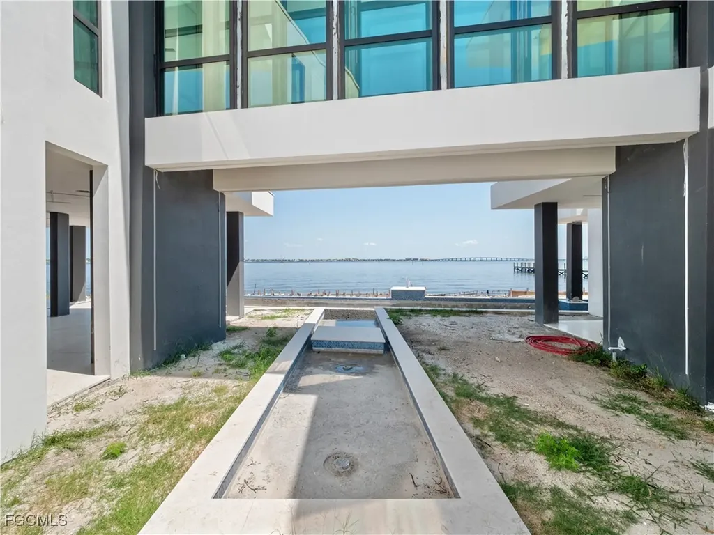 6400 Glock Drive Fort Myers FL 33908