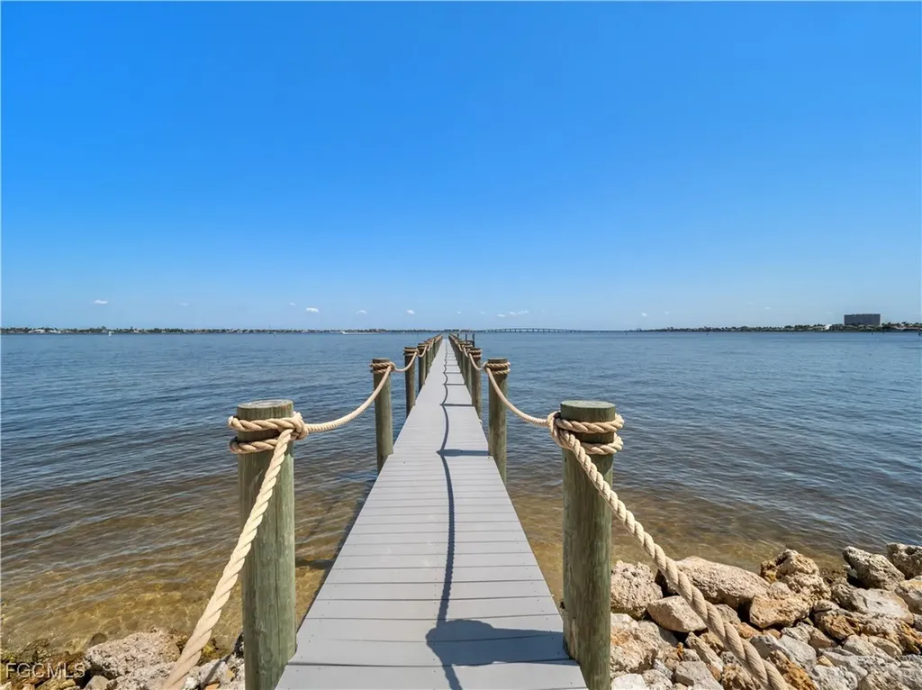 6400 Glock Drive Fort Myers FL 33908