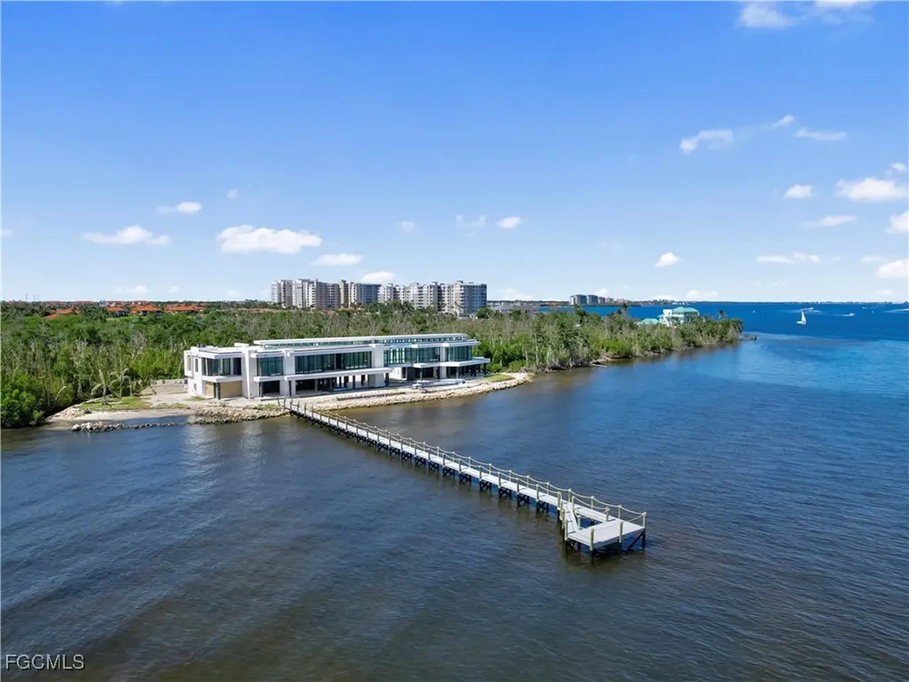 6400 Glock Drive Fort Myers FL 33908