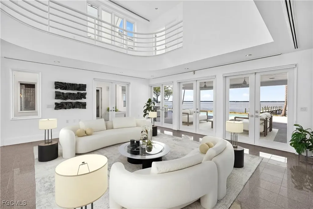 3402 W Riverside Drive Fort Myers FL 33901