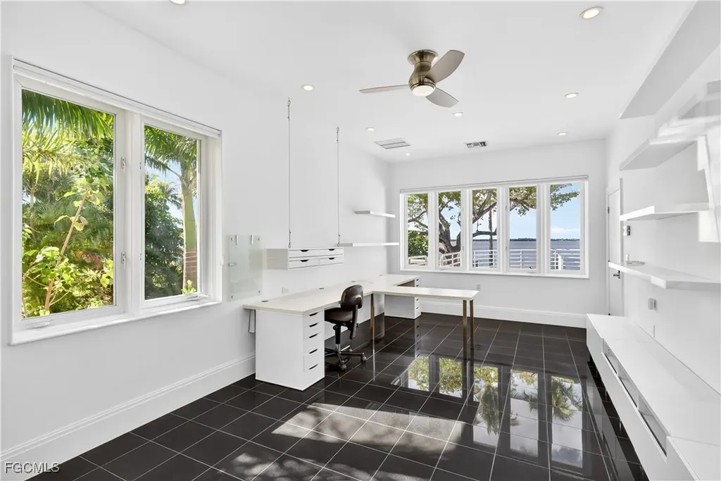 3402 W Riverside Drive Fort Myers FL 33901