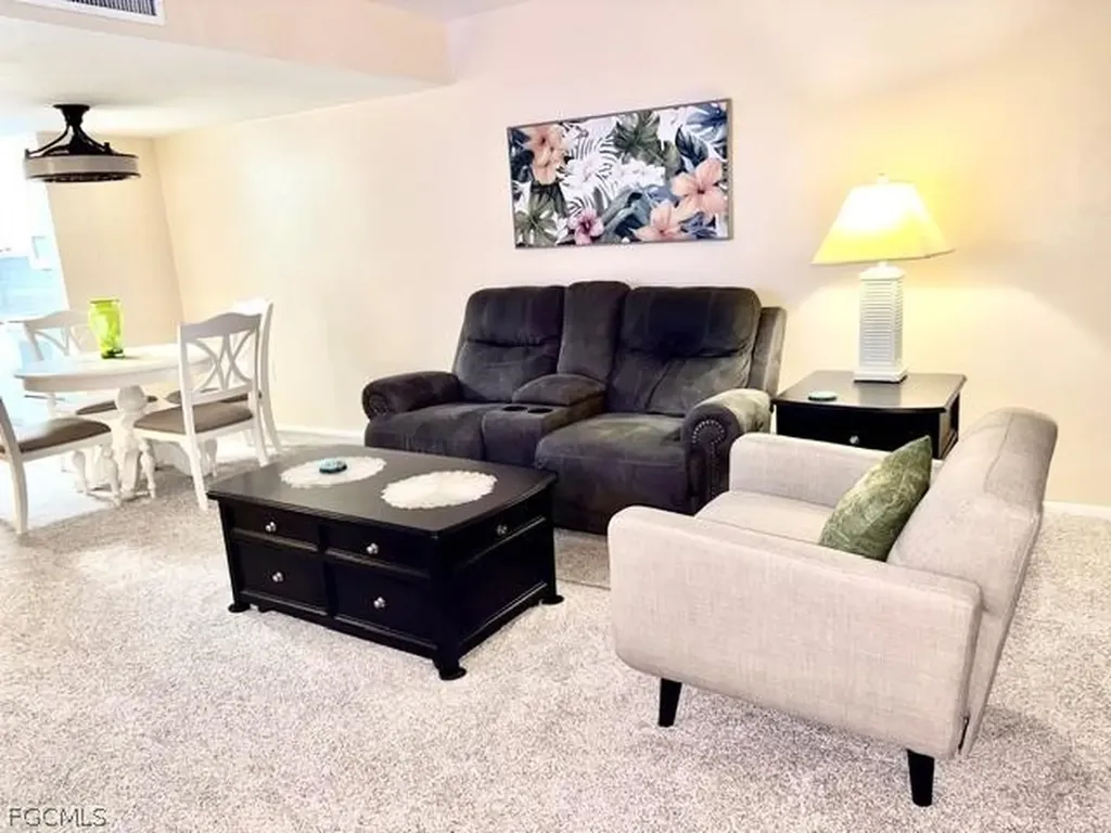 4240 Steamboat Bend Fort Myers FL 33919
