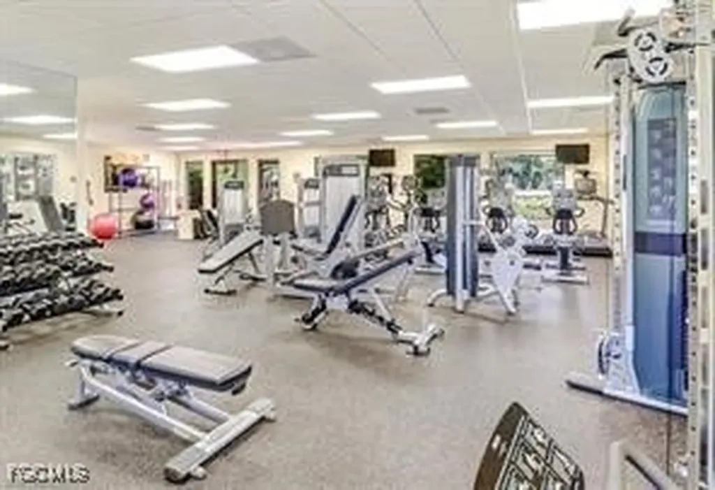 4240 Steamboat Bend Fort Myers FL 33919