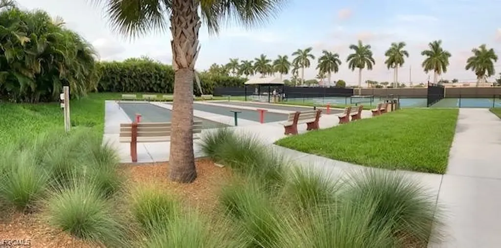 4240 Steamboat Bend Fort Myers FL 33919