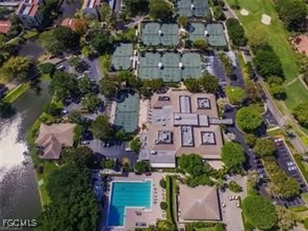 4240 Steamboat Bend Fort Myers FL 33919