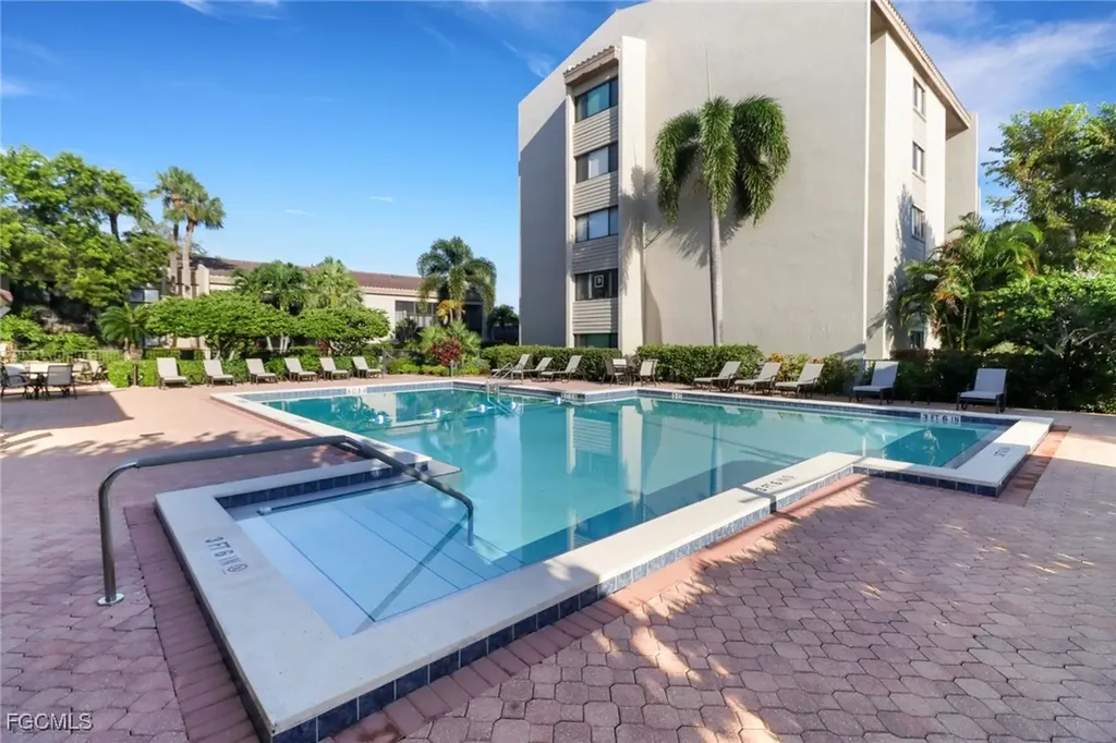 4240 Steamboat Bend Fort Myers FL 33919