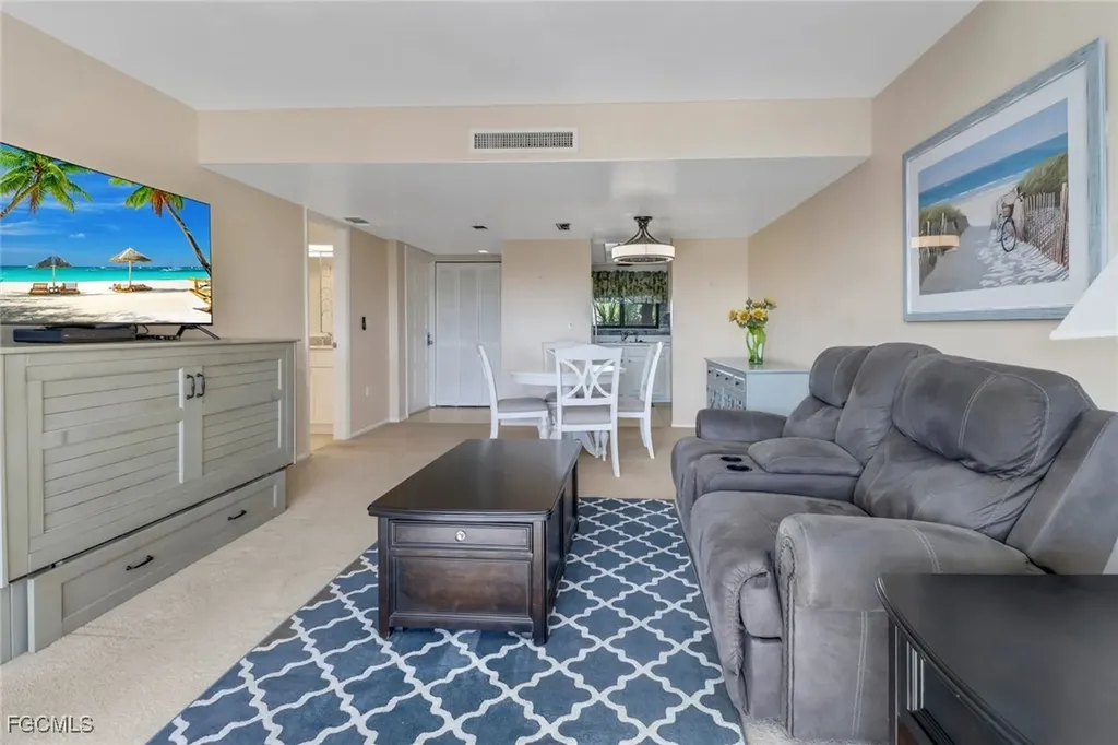 4240 Steamboat Bend Fort Myers FL 33919
