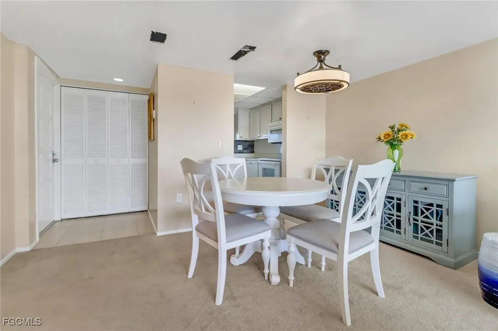 4240 Steamboat Bend Fort Myers FL 33919