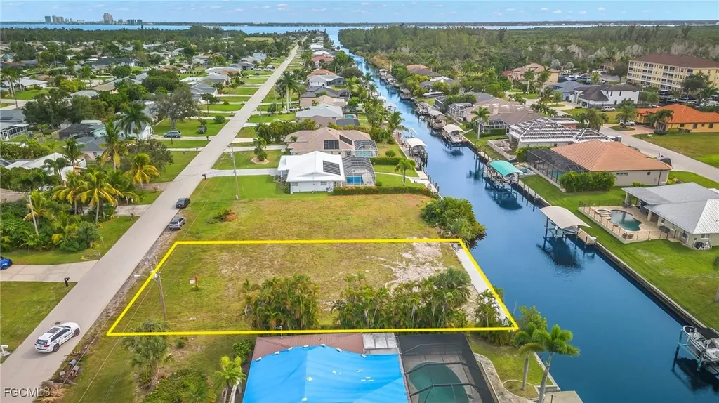 1936 Coral Point Drive Cape Coral FL 33990