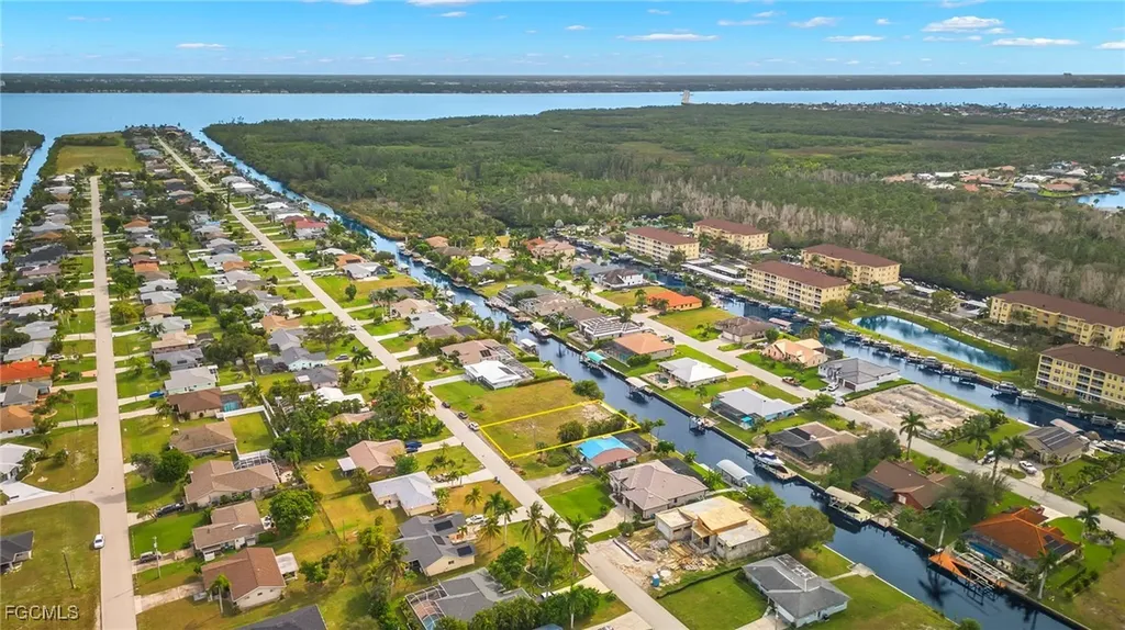 1936 Coral Point Drive Cape Coral FL 33990