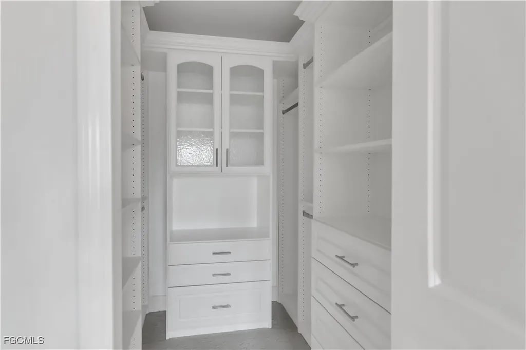 8382 Charter Club Circle Fort Myers FL 33919