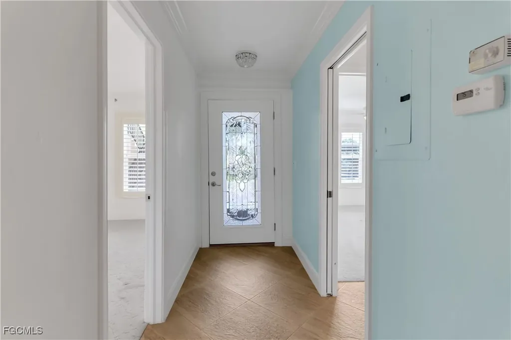 8382 Charter Club Circle Fort Myers FL 33919