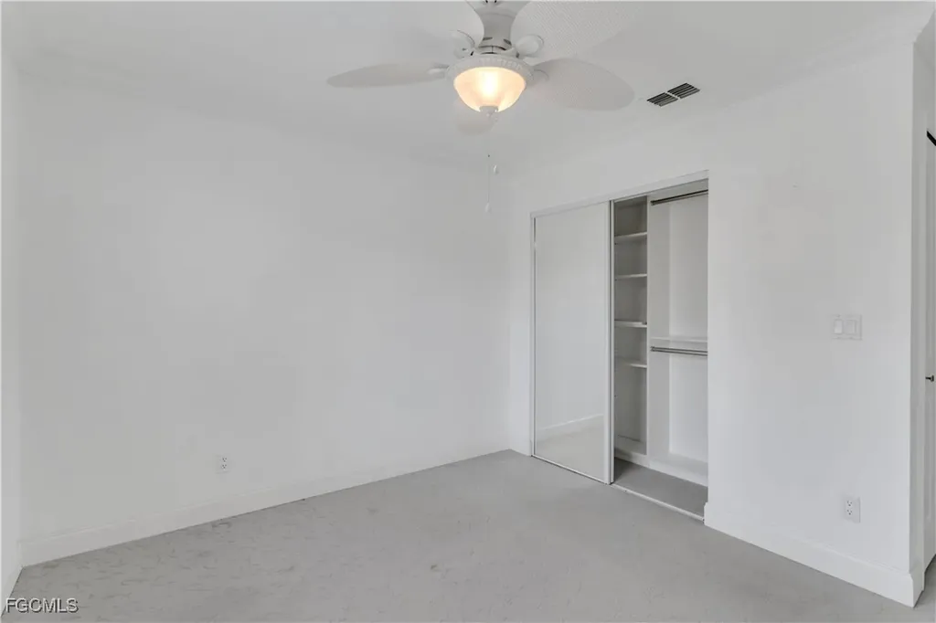 8382 Charter Club Circle Fort Myers FL 33919