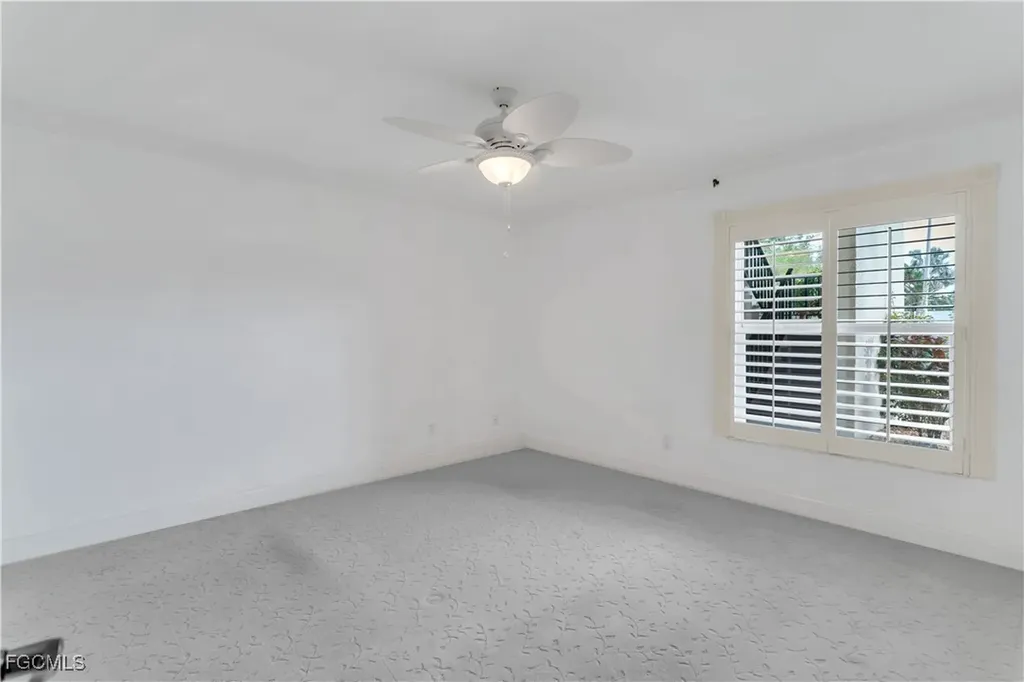 8382 Charter Club Circle Fort Myers FL 33919