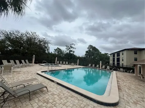 8382 Charter Club Circle Fort Myers FL 33919
