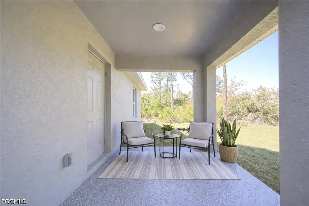 518 Edward Hall Avenue S Lehigh Acres FL 33974