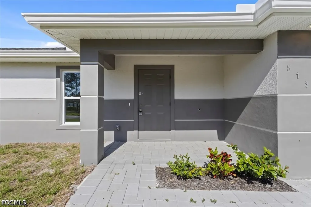 518 Edward Hall Avenue S Lehigh Acres FL 33974