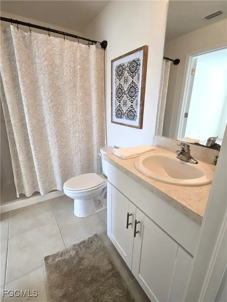 1814 NE 40th Lane Cape Coral FL 33909