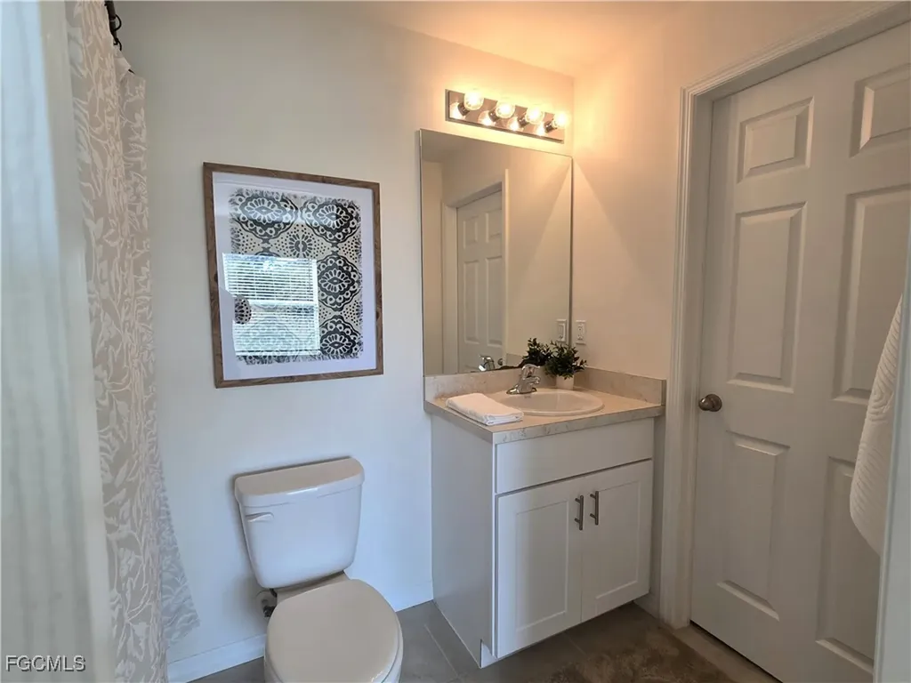 1814 NE 40th Lane Cape Coral FL 33909