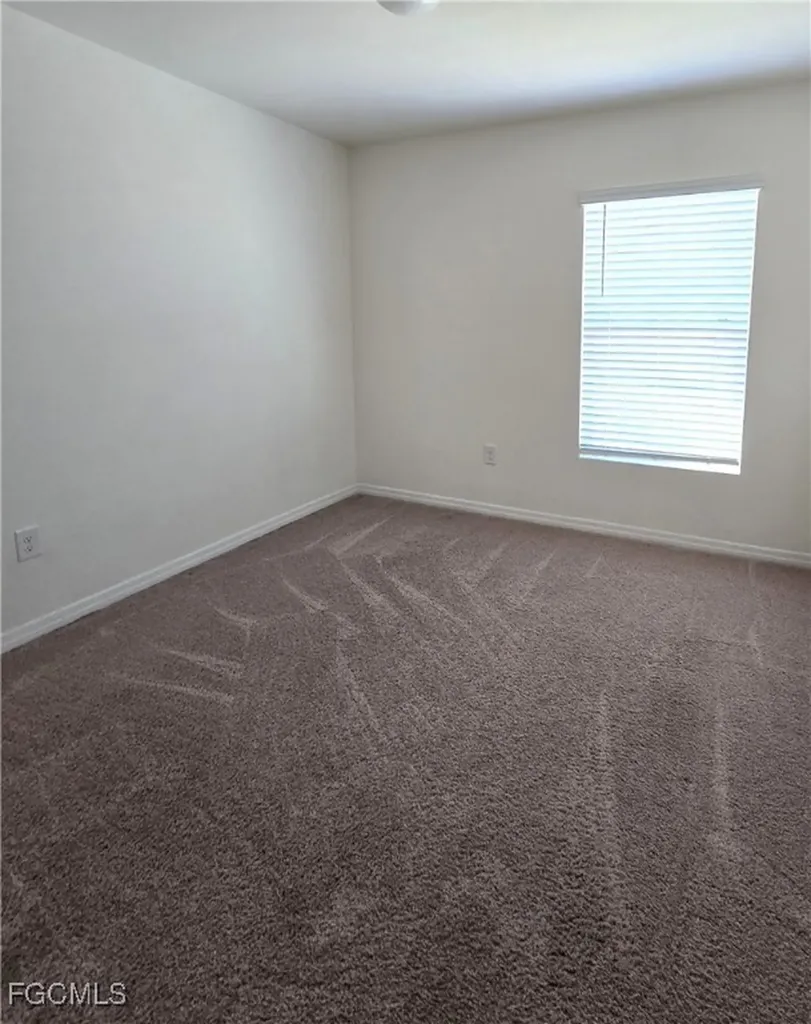 1814 NE 40th Lane Cape Coral FL 33909