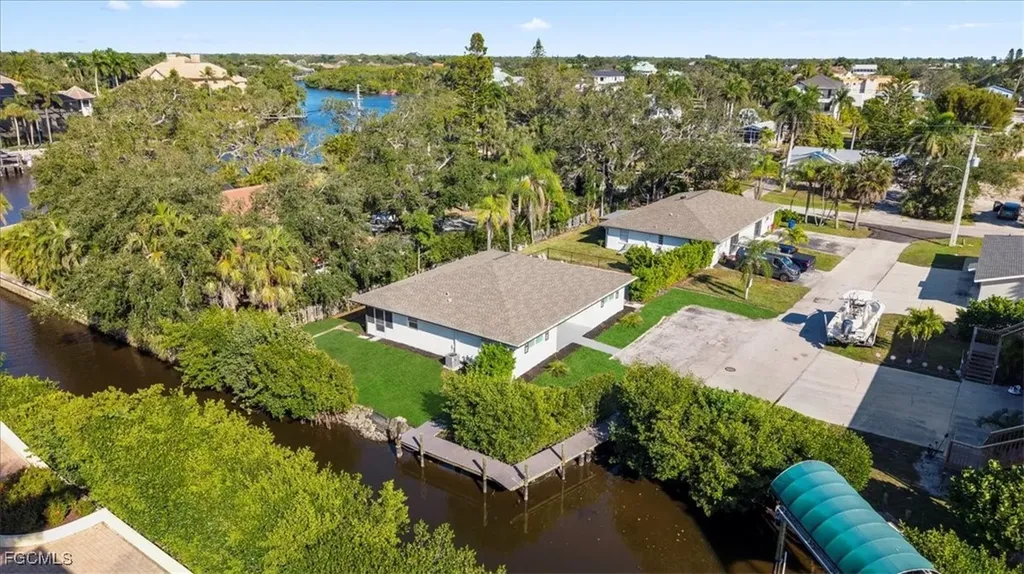 27585 Imperial Shores Boulevard Bonita Springs FL 34134