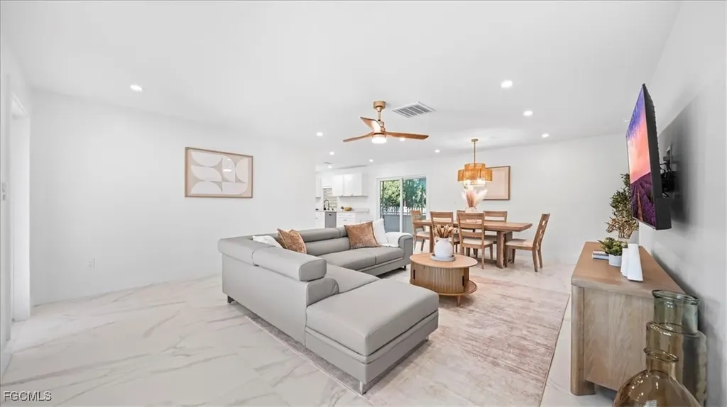 27585 Imperial Shores Boulevard Bonita Springs FL 34134