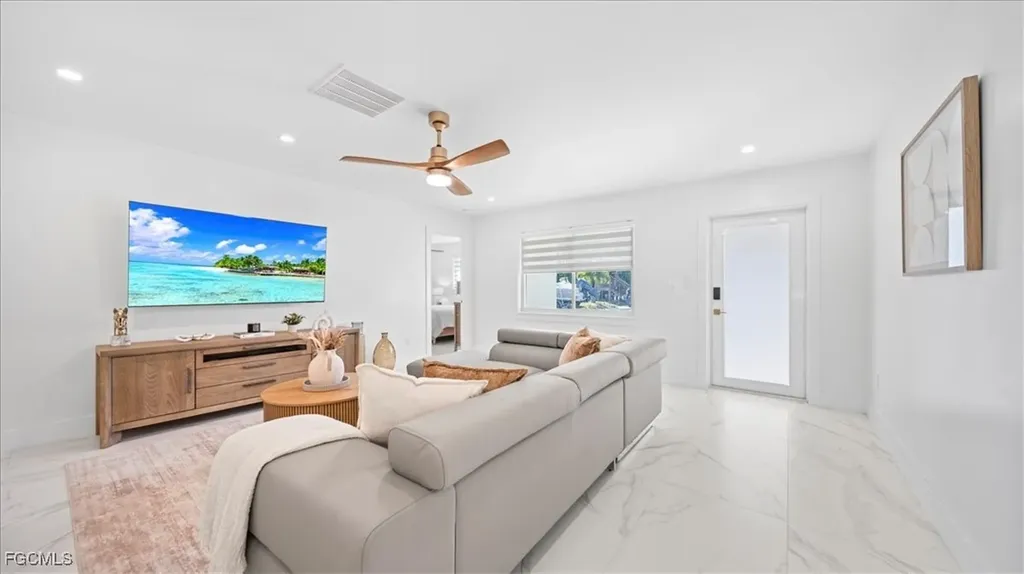 27585 Imperial Shores Boulevard Bonita Springs FL 34134