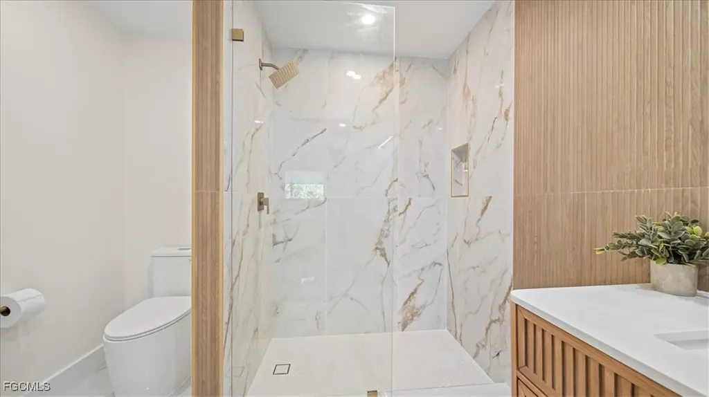 27585 Imperial Shores Boulevard Bonita Springs FL 34134
