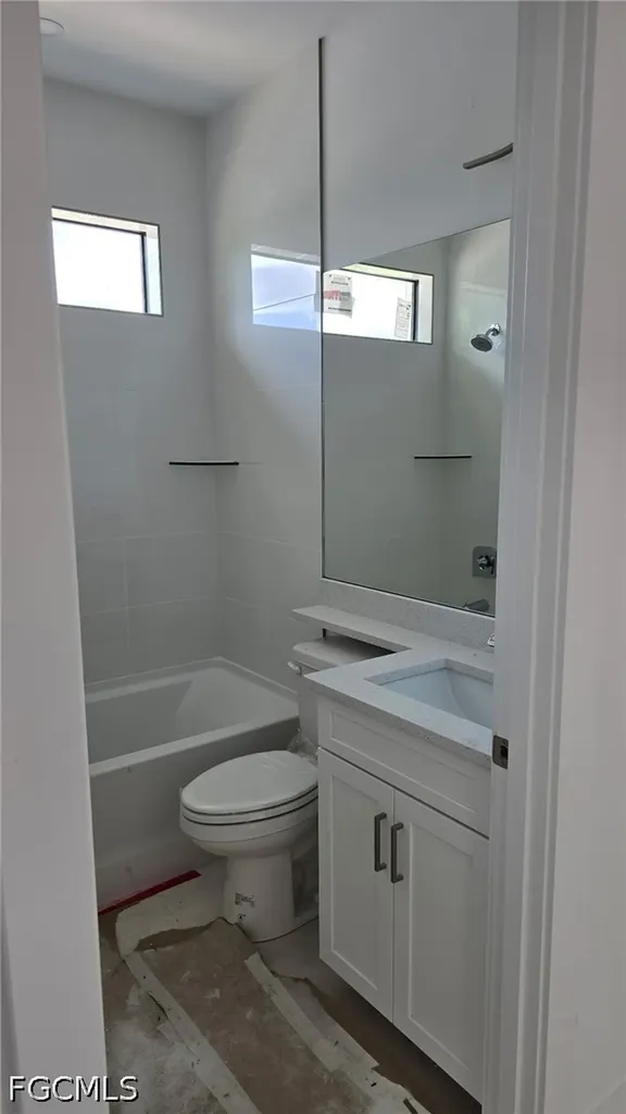 728 La Plata Avenue Lehigh Acres FL 33974